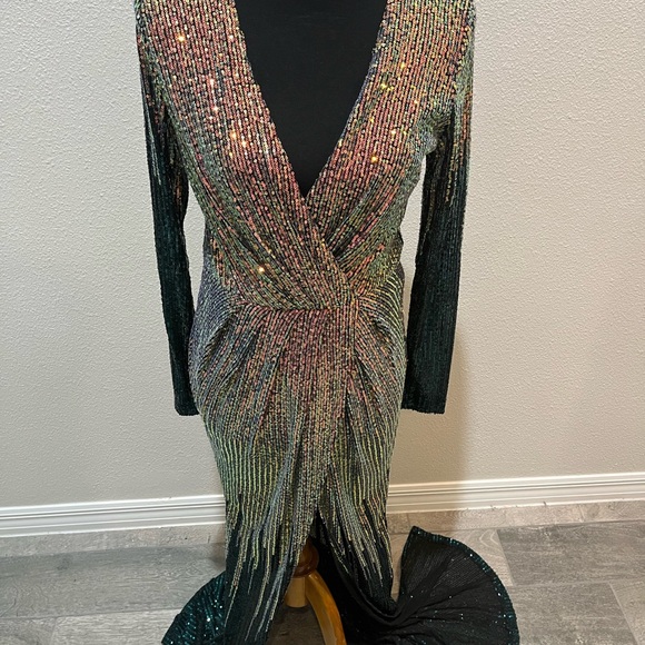 V Neck Maxi Sequin Multicolored Evening Dress - Picture 6 of 8